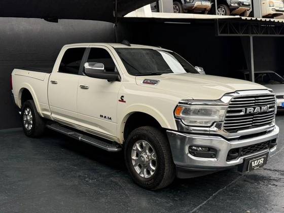 RAM 2500 6.7 I6 TURBO DIESEL LARAMIE CD 4X4 AUTOMÁTICO RAM 2500 6.7 I6 TURBO DIESEL LARAMIE CD 4X4 AUTOMÁTICO
